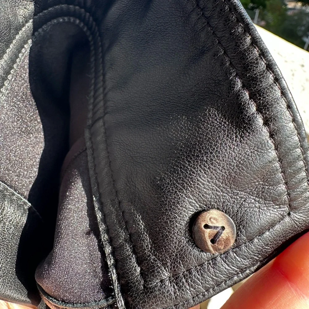 Bottega Veneta Lambskin Leather Shirt
Jacket Black IT 38 | US 6 Quiet Luxury NWT - Picture 11 of 16